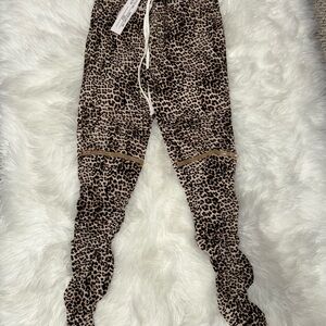 Like an Angel Leopard Print Skinny Pants